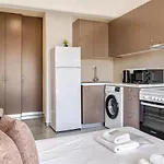 Urban Bay Apartament *